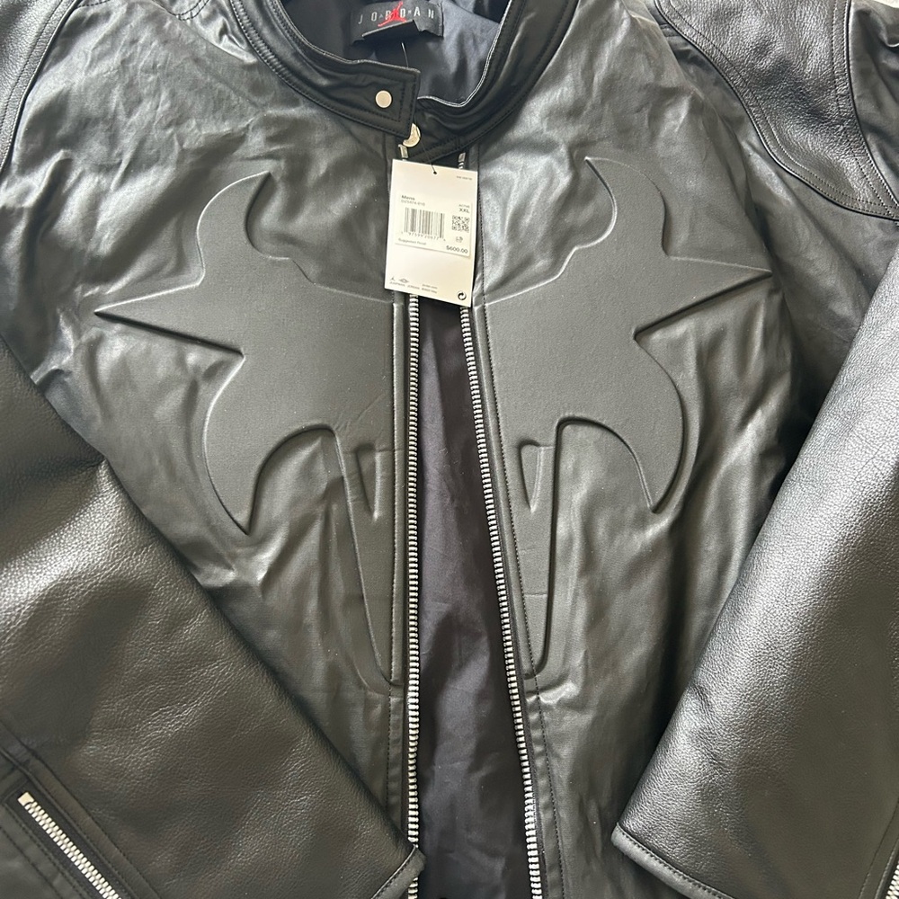 Jordan Black Leather Bomber Jacket - Picture 4 of 5